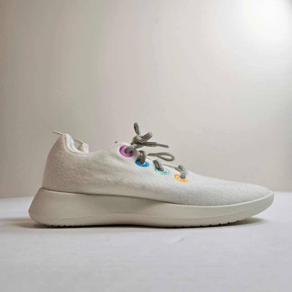 Allbirds Smallbirds Merino Wool Runner Sneakers Size 3 Natural White Wool